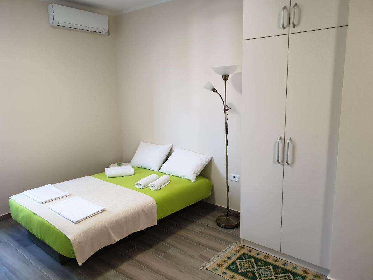 Apartments Jadran Тиват Екстериор снимка