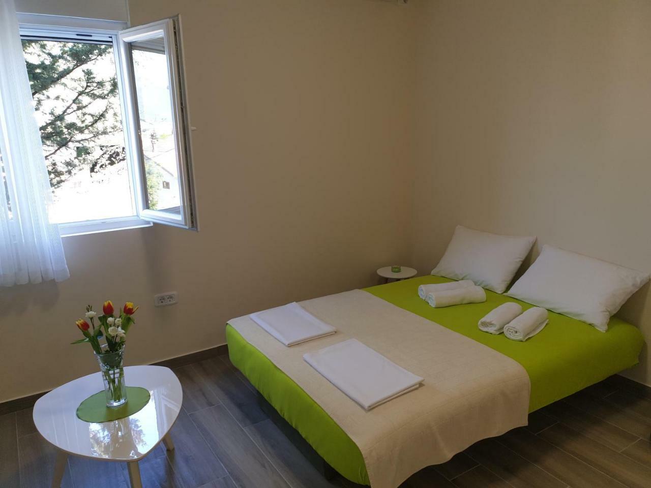 Apartments Jadran Тиват Екстериор снимка